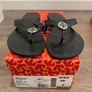 Tory Burch Thora Black sz 7